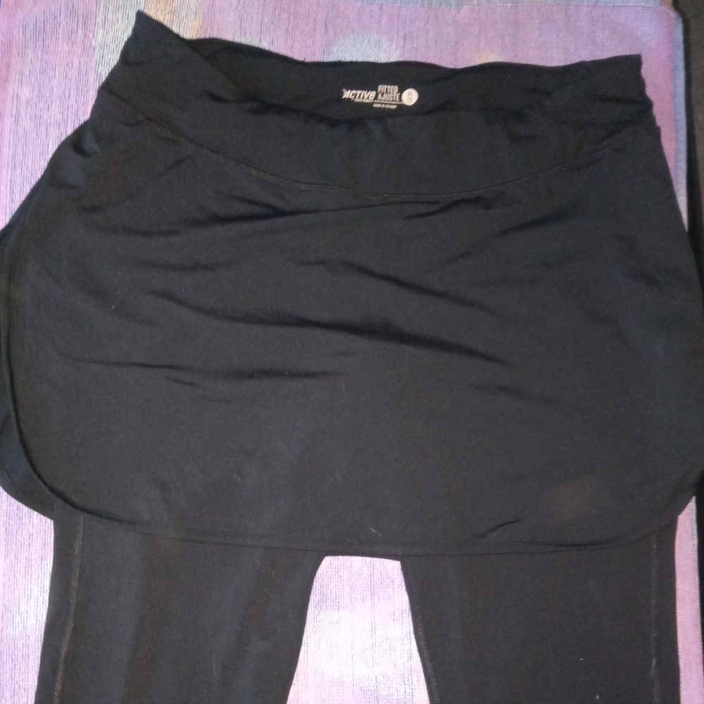 2 pairs of pants